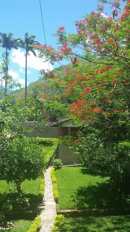 Sitio Cantinho Da Paz Hotel Cachoeiras de Macacu Esterno foto